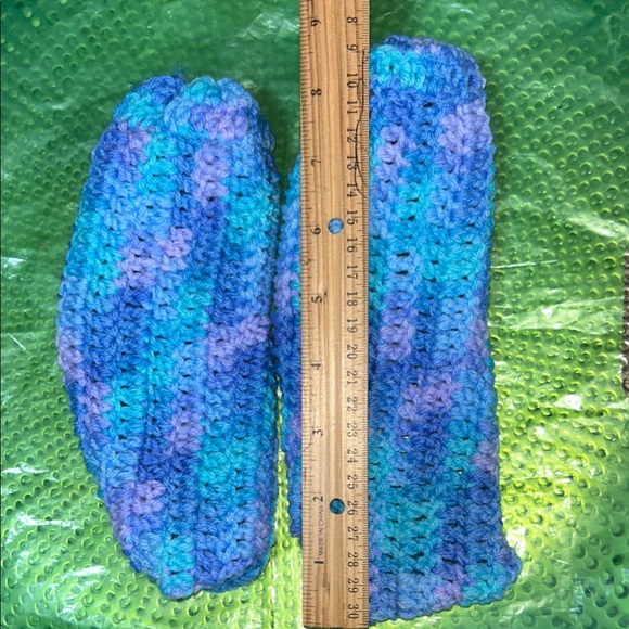 Handmade Blue and Purple crochet Slippers. Size medium or Women’s 7 - Picture 4 of 6